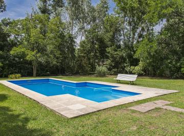 Casa · 150m² · 4 Ambientes · 3 Cocheras · Quinta en Venta - El Remanso | 2 Dorm. Dependencia | Gran Parque | Gas Natural