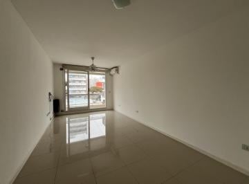 Departamento · 30m² · 1 Ambiente · Monoambiente en Alquiler en Zona Río con Balcón