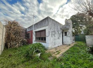 PH · 70m² · 3 Ambientes · Venta PH 4 Ambientes a Reciclar en Longchamps