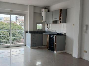 Departamento de 2 ambientes, General San Martín · Hermoso Semipiso San Martin Ctro.