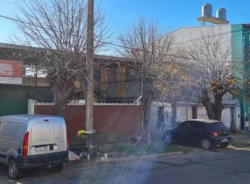 Terreno · 910m² · Terreno Lote en Venta en La Plata, G. B. a. Zona Sur, Argentina