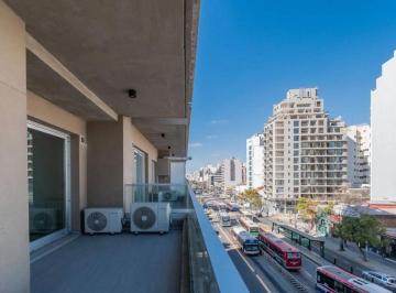 Departamento de 3 ambientes, Núñez · 3 Ambientes / Frente