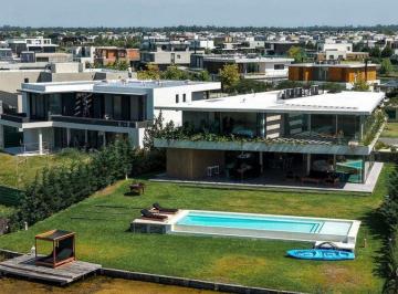 Casa · 350m² · 6 Ambientes · 8 Cocheras · Alquiler Casa Estr 6 Amb Costas Casa Escobar