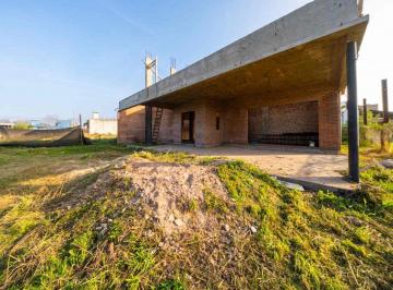 Casa · 98m² · 2 Ambientes · 2 Cocheras · Casa en Venta a Terminar en Funes City