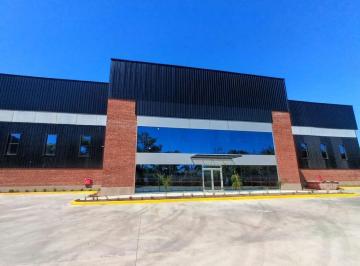 Bodega-Galpón · 3778m² · 4 Cocheras · Impresionante Galpon en Alquiler en Vicente Lopez