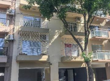 Garage · 999m² · Cochera en Planta Baja en Villa Pueyrredon