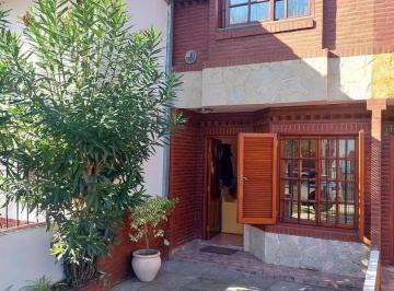Departamento · 90m² · 4 Ambientes · Triplex en Venta - 3 Dorm. 2 Baños - San Bernardo del Tuyú