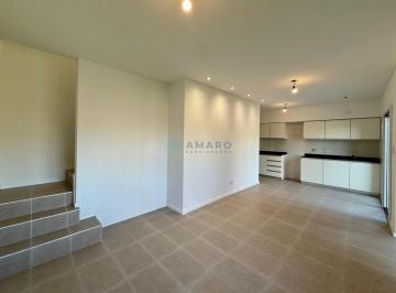 Casa · 74m² · 3 Ambientes · 1 Cochera · Venta · Duplex · Dos Dorm. · Jardín · Parrillero · Tierra de Sueños II