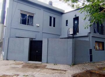 Casa · 126m² · 5 Ambientes · Venta Casa 2 Dorm. 2 Monoambientes Echesortu