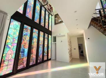 Casa · 397m² · 6 Ambientes · Casa en Venta - 5 Dorm. 5 Baños - La Plata