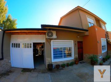 Casa · 115m² · 3 Ambientes · Casa en Venta - 1 Dormitorio 1 Baño - San Bernardo del Tuyú