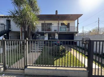 Casa · 230m² · 5 Ambientes · 4 Cocheras · Casa en Venta en Tigre