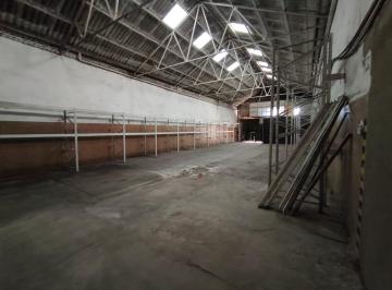 Bodega-Galpón · 434m² · 4 Ambientes · Galpon en Alquiler