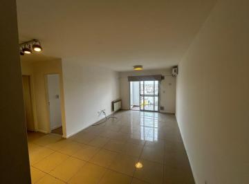 Departamento de 3 ambientes, Neuquén · Tucuman 71