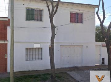 Casa · 250m² · 3 Ambientes · 1 Cochera · Casa en Venta - 2 Dorm. 1 Baño - Luis Guillón
