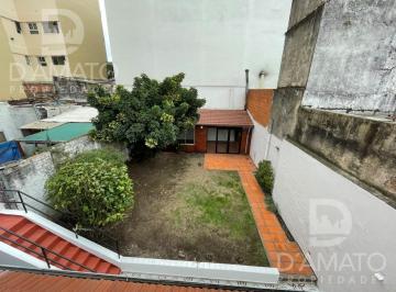 Casa · 240m² · 3 Ambientes · 1 Cochera · Casa en Villa Real