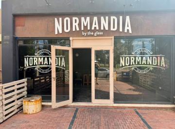 Local comercial de 3 ambientes, Bahía Blanca · Local Comercial en Av Alem