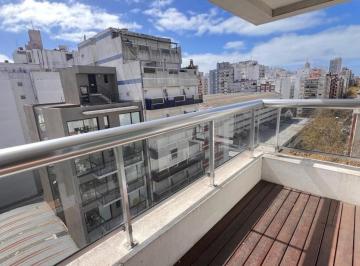 Departamento · 75m² · 3 Ambientes · 1 Cochera · Semipiso de 3 Amb Externo. Balcon y Cochera