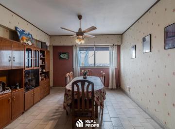 Departamento · 82m² · 4 Ambientes · Venta Departamento 4 Ambientes en Floresta