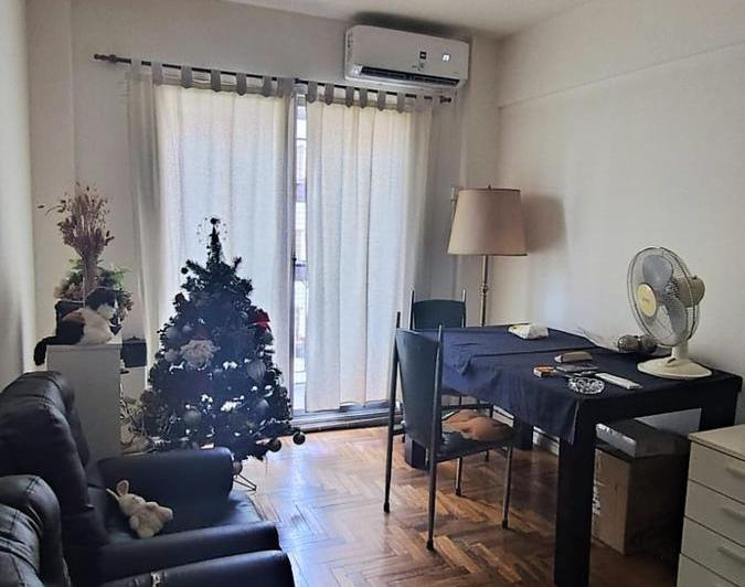 Departamento en Monte Castro