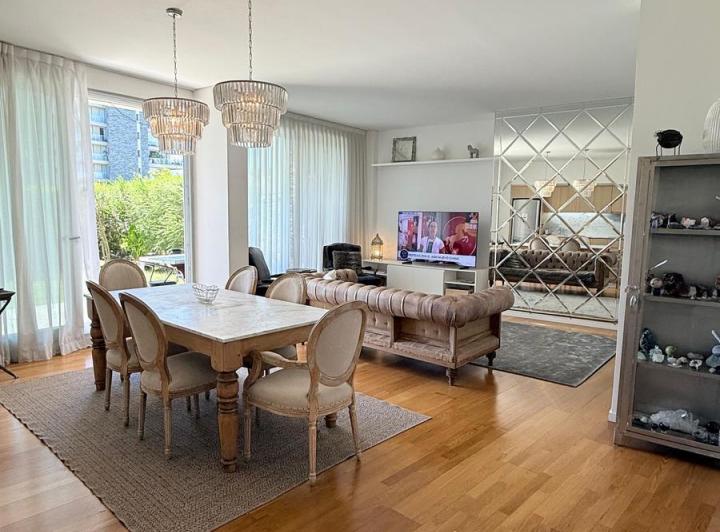 Departamento · 123m² · 4 Ambientes · 1 Cochera