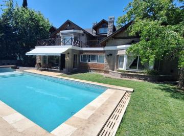 Casa · 640m² · 10 Ambientes · 5 Cocheras · Casa 10 Ambientes Venta La Martona Cañuelas