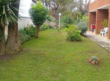 Casa · 100m² · 3 Ambientes · Casa en Venta - 2 Dorm. 1 Baño - 120 m - Parque Avellaneda