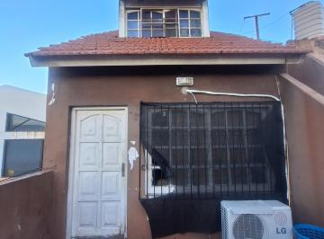 PH · 80m² · 5 Ambientes · PH en Avellaneda