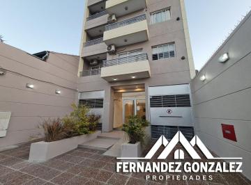 Departamento de 2 ambientes, Lanús · Alquiler de Departamento de 2 Amb. en Alquiler en Remedios de Escalada con Balcón Al Frente