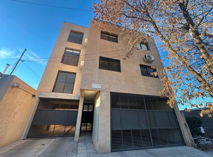 Departamento · 75m² · 3 Ambientes · 1 Cochera