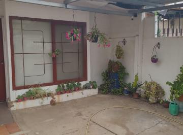 Casa · 121m² · 3 Ambientes · Casa en Venta Lomas de Zamora Apto Credit