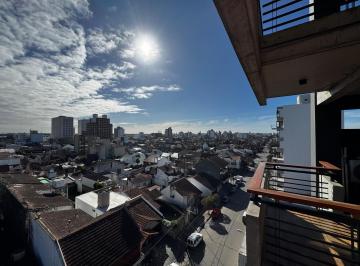Departamento · 76m² · 3 Ambientes · 1 Cochera · 3 Ambientes a La Calle | Apto Credito | Cochera | Balcon - Terraza - Parrilla | Edificio Primus