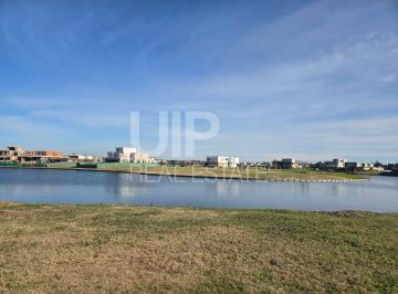 Terreno · 935m² · Terreno en Los Puentes