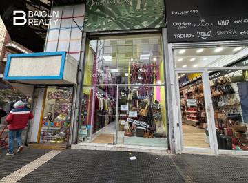 Local comercial · 99m² · Local en Alquiler, Zona Once