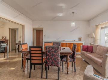 Casa · 239m² · 6 Ambientes · 2 Cocheras · Venta Deposito Mas Casa y Depto Ciudadela