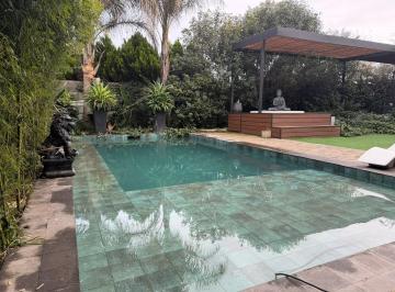 Casa · 551m² · 8 Ambientes · 6 Cocheras · Casa en Venta La Morada Villa Allende 4 Dorm.