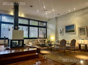 Casa · 522m² · 7 Ambientes · 2 Cocheras · Casa Venta Vicente López 7 Ambientes Piscina Jardin Cochera