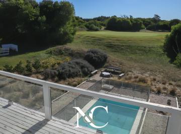 Casa · 178m² · 5 Ambientes · 2 Cocheras · Casa en Venta en Costa Esmeralda con Fondo Al Golf