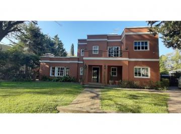 Casa · 226m² · 6 Ambientes · 2 Cocheras · Venta Casa Barrio La Arboleda Benavidez - Tigre