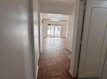 Departamento de 4 ambientes, Caballito · 4 Amb C/balcón y Cochera