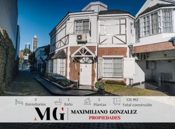 Casa · 115m² · 4 Ambientes · 2 Cocheras · Casa Venta - Lomas de Zamora