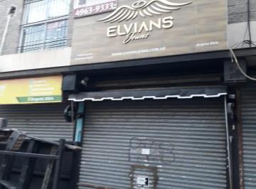 Local comercial · 82m² · Local en Alquiler en Flores