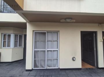 PH · 80m² · 3 Ambientes · 1 Cochera · PH de 3 Amb en Avellaneda en Aluiler de 85 m²
