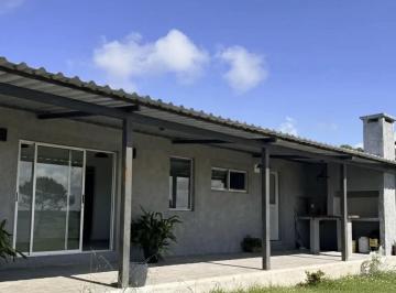 Casa · 80m² · 5 Ambientes · Alquiler de Hermosa Casa a Estrenar en Neptunia