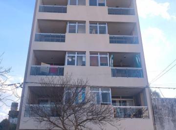 Departamento de 2 ambientes, La Plata · Alquiler Depto 1 Dorm C/balcón Amplio y Parrilla - 69 E/ 6 y 7 - La Plata