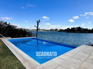Casa · 237m² · 6 Ambientes · 2 Cocheras · Venta de Casa en Horizontes Al Sur Posibilidad de Permuta