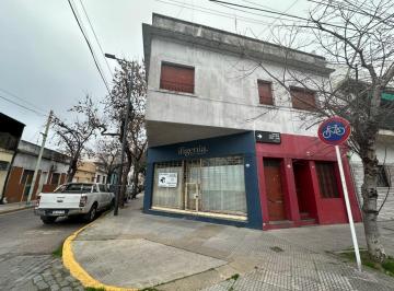 Local comercial · 232m² · 8 Ambientes · Local + 3 Phs Venta en Bloque en Paternal
