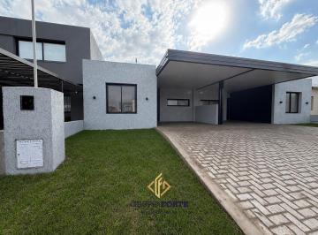 Casa · 100m² · 3 Ambientes · 1 Cochera · Duplex en Venta con Cochera y Pileta en Barrio Norte