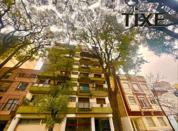 Departamento de 3 ambientes, Caballito · Caballito. 3 Amb. Balcon. Excelente Ubicación. Buenas Expensas.