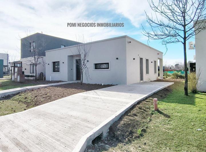 Casa · 118m² · 3 Ambientes · 2 Cocheras
